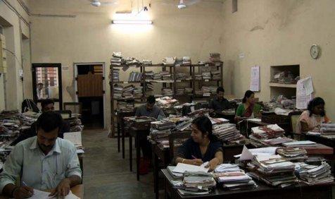 सरकारी विभागों में है कर्मचारियों की भारी कमी, इस कारण पेटेंट के 2.46 लाख आवेदन पड़े हैं लंबित सरकारी विभागों में है कर्मचारियों की भारी कमी, इस कारण पेटेंट के 2.46 लाख आवेदन पड़े हैं लंबित- India TV Paisa
