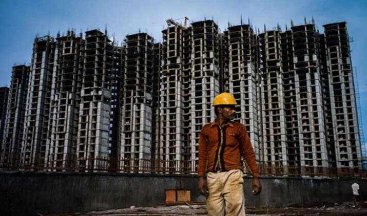 2015-16 में घरों बिक्री 2.2 फीसदी घटी, अगले साल मार्च से लौट सकती है तेजी 2015-16 में घरों बिक्री 2.2 फीसदी घटी, अगले साल मार्च से लौट सकती है तेजी- India TV Paisa