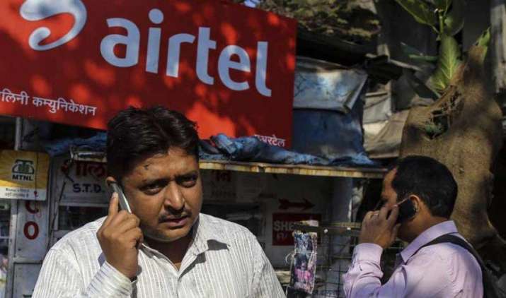 HappyRoaming: अब रोमिंग में भी कीजिए जी भर के बातें, ये हैं कंपनियों के स्पेशल टैरिफ HappyRoaming: अब रोमिंग में भी कीजिए जी भर के बातें, ये हैं कंपनियों के स्पेशल टैरिफ- India TV Paisa