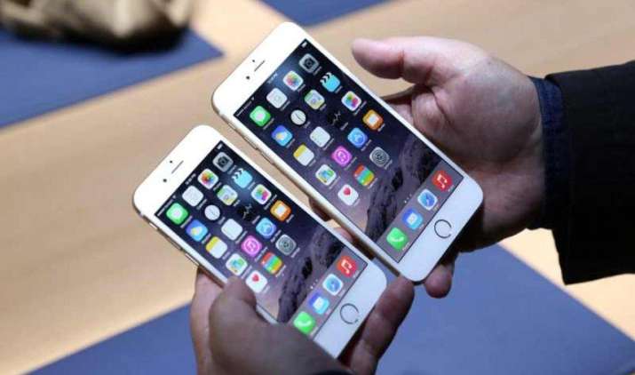 Apple का दिवाली गिफ्ट, iPhone 6s और 6s Plus पर 34,000 रुपए तक का डिस्काउंट Apple का दिवाली गिफ्ट, iPhone 6s और 6s Plus पर 34,000 रुपए तक का डिस्काउंट- India TV Paisa