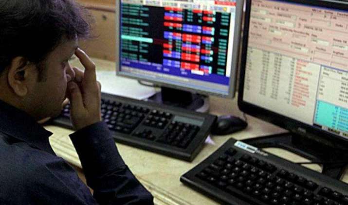 ब्रेक्जिट के बाद हफ्ते के पहले दिन बाजार में सुस्त कारोबार, सेंसेक्स और निफ्टी में गिरावट ब्रेक्जिट के बाद हफ्ते के पहले दिन बाजार में सुस्त कारोबार, सेंसेक्स और निफ्टी में गिरावट- IndiaTV Paisa