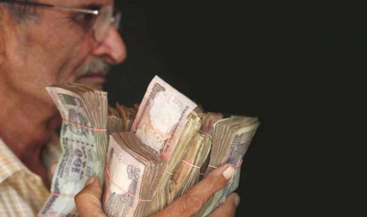 सरकारी कंपनियों की नजर EPFO के फंड पर, अंशधारकों को बेहतर ब्याज देने के लिए बदल सकती है निवेश रणनीति सरकारी कंपनियों की नजर EPFO के फंड पर, अंशधारकों को बेहतर ब्याज देने के लिए बदल सकती है निवेश रणनीति- India TV Paisa