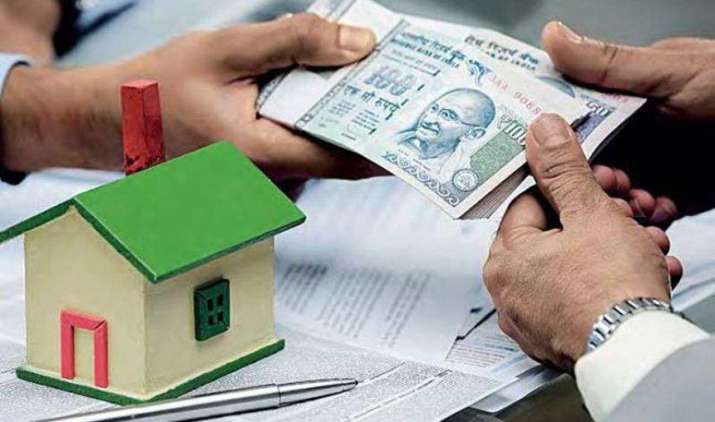 October Shock: पंजाब नेशनल बैंक ने आधा फीसदी से ज्यादा बढ़ाई ब्याज दरें, घर से लेकर कार खरीदना हुआ महंगा October Shock: पंजाब नेशनल बैंक ने आधा फीसदी से ज्यादा बढ़ाई ब्याज दरें, घर से लेकर कार खरीदना हुआ महंगा- IndiaTV Paisa