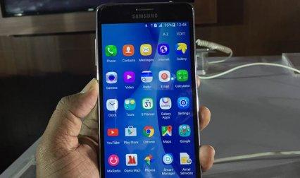 Samsung ने 1000 रुपए घटाई Galaxy On7 की कीमत, सिर्फ 9990 रुपए में मिलेगा स्मार्टफोन Samsung ने 1000 रुपए घटाई Galaxy On7 की कीमत, सिर्फ 9990 रुपए में मिलेगा स्मार्टफोन- IndiaTV Paisa