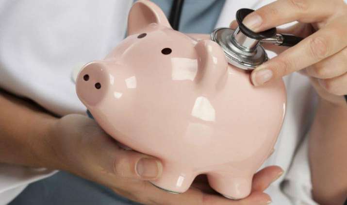 Financial Health CheckUp- जानना चाहते हैं कितने फाइनेंशियल फिट हैं आप? कीजिए खुद से ये 8 सवाल Financial Health CheckUp- जानना चाहते हैं कितने फाइनेंशियल फिट हैं आप? कीजिए खुद से ये 8 सवाल- India TV Paisa