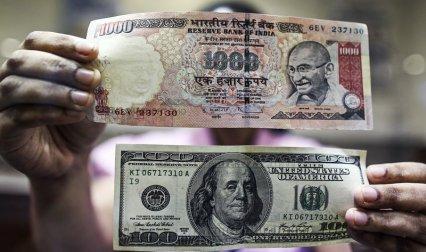दो सप्ताह के उच्च स्तर पर बंद हुआ रुपया, एक डॉलर की कीमत 66.66 रुपए दो सप्ताह के उच्च स्तर पर बंद हुआ रुपया, एक डॉलर की कीमत 66.66 रुपए- India TV Paisa