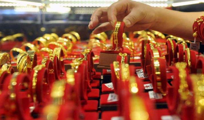 Gold खरीदने का है ये बेहतर मौका, दिवाली तक भाव 32 हजार रुपए तक पहुंचने की उम्मीद Gold खरीदने का है ये बेहतर मौका, दिवाली तक भाव 32 हजार रुपए तक पहुंचने की उम्मीद- India TV Paisa