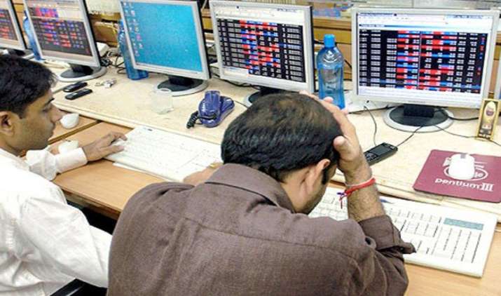Market Close: Sensex 373 अंक फिसला Nifty आया 8750 से नीचे, RIL का शेयर 7 साल के उच्च स्तर पर Market Close: Sensex 373 अंक फिसला Nifty आया 8750 से नीचे, RIL का शेयर 7 साल के उच्च स्तर पर- India TV Paisa