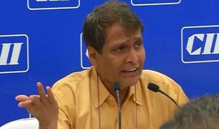 प्रभु बोले : मैंने स्वेच्छा से रेल बजट छोड़ा, वित्त मंत्रालय ने इसे अपने कब्जे में नहीं लिया प्रभु बोले : मैंने स्वेच्छा से रेल बजट छोड़ा, वित्त मंत्रालय ने इसे अपने कब्जे में नहीं लिया- India TV Paisa