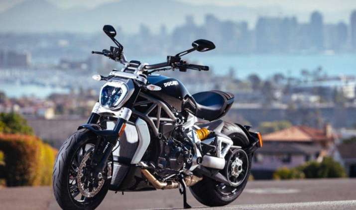 Auto this Week: Ducati ने लॉन्च की सुपरबाइक और Mahindra ने पेश की पावरफुल Bolero, ये हैं हफ्ते की बड़ी खबरें Auto this Week: Ducati ने लॉन्च की सुपरबाइक और Mahindra ने पेश की पावरफुल Bolero, ये हैं हफ्ते की बड़ी खबरें- India TV Paisa