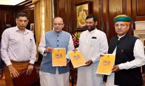 खरीफ फसलों के न्यूनतम समर्थन मूल्य 1 सितंबर से होंगे लागू, CEA ने की दलहन का MSP बढ़ाने की सिफारिश खरीफ फसलों के न्यूनतम समर्थन मूल्य 1 सितंबर से होंगे लागू, CEA ने की दलहन का MSP बढ़ाने की सिफारिश- India TV Paisa