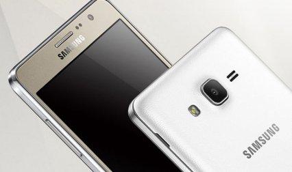 Samsung ने भारत में लॉन्च किया नया स्मार्टफोन On 8, कीमत 15900 रुपए Samsung ने भारत में लॉन्च किया नया स्मार्टफोन On 8, कीमत 15900 रुपए- India TV Paisa