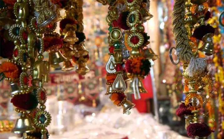 चीनी सामान के बहिष्कार का दिखा असर, बिक्री में आई 45 फीसदी की गिरावट: रिपोर्ट चीनी सामान के बहिष्कार का दिखा असर, बिक्री में आई 45 फीसदी की गिरावट: रिपोर्ट- India TV Paisa