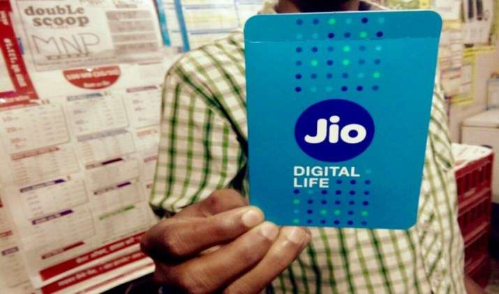 Jio सिम घर डिलिवर करने का दावा करने वाली वेबसाइट aonebiz.in हुई सस्पेंड, ग्राहकों से वसूल रही थी 199 रुपए Jio सिम घर डिलिवर करने का दावा करने वाली वेबसाइट aonebiz.in हुई सस्पेंड, ग्राहकों से वसूल रही थी 199 रुपए- IndiaTV Paisa
