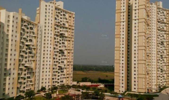 प्लॉट या फ्लैट, आपके लिए क्या खरीदना होगा समझदारी वाला विकल्प? प्लॉट या फ्लैट, आपके लिए क्या खरीदना होगा समझदारी वाला विकल्प?- IndiaTV Paisa