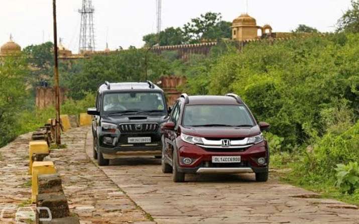 Honda BR-V vs Mahindra Scorpio : दमदार और शानदार, जानिए आपके लिए कौन है बेहतर Honda BR-V vs Mahindra Scorpio : दमदार और शानदार, जानिए आपके लिए कौन है बेहतर- India TV Paisa
