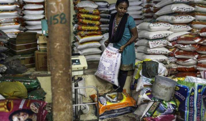 आर्थिक समीक्षा: वित्त वर्ष 2016-17 में महंगाई दर पांच प्रतिशत से कम रहेगी आर्थिक समीक्षा: वित्त वर्ष 2016-17 में महंगाई दर पांच प्रतिशत से कम रहेगी- India TV Paisa