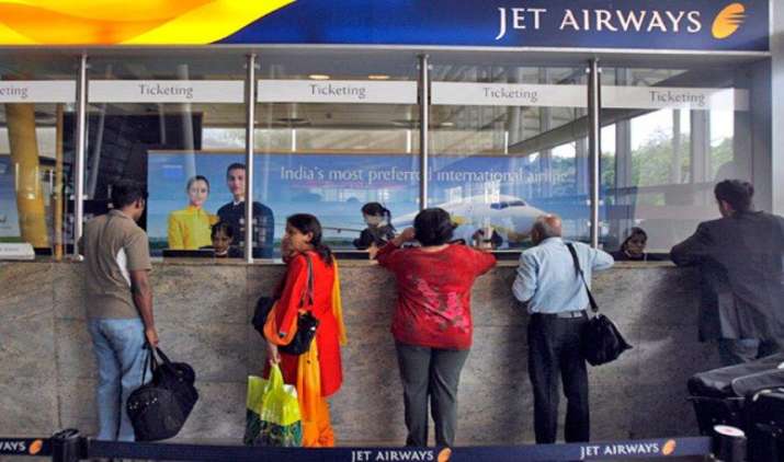 SpiceJet के बाद Jet Airways ने शुरू की मानसून सेल, 1079 रुपए में हवाई सफर का मौका SpiceJet के बाद Jet Airways ने शुरू की मानसून सेल, 1079 रुपए में हवाई सफर का मौका- India TV Paisa