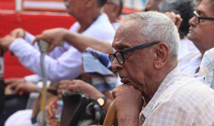 EPFO ने पेंशनभोगियों को दी बड़ी राहत, अब 28 फरवरी तक दे सकते हैं जीवन प्रमाणपत्र EPFO ने पेंशनभोगियों को दी बड़ी राहत, अब 28 फरवरी तक दे सकते हैं जीवन प्रमाणपत्र- India TV Paisa