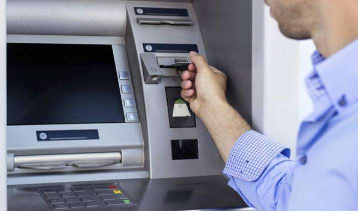 ATM से पैसा न मिले, लेकिन खाते से रकम कट जाए तो बैंक के खिलाफ यहां करे शिकायत, उपभोक्ता मंत्री ने दी जानकारी ATM से पैसा न मिले, लेकिन खाते से रकम कट जाए तो बैंक के खिलाफ यहां करे शिकायत, उपभोक्ता मंत्री ने दी जानकारी- India TV Paisa