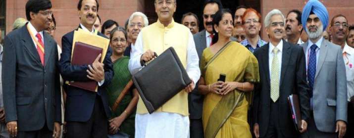 Budget 2017 में ये है वित्त मंत्री अरुण जेटली की कोर टीम, बजट में निभाएंगे महत्वपूर्ण भूमिका Budget 2017 में ये है वित्त मंत्री अरुण जेटली की कोर टीम, बजट में निभाएंगे महत्वपूर्ण भूमिका- India TV Paisa
