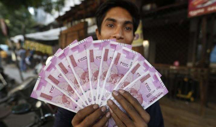 तीन हफ्ते में 45 लोग बन गए लखपति, NPCI ने की नोटबंदी के बाद ई-पेमेंट करने वाले विजेताओं की घोषणा तीन हफ्ते में 45 लोग बन गए लखपति, NPCI ने की नोटबंदी के बाद ई-पेमेंट करने वाले विजेताओं की घोषणा- India TV Paisa