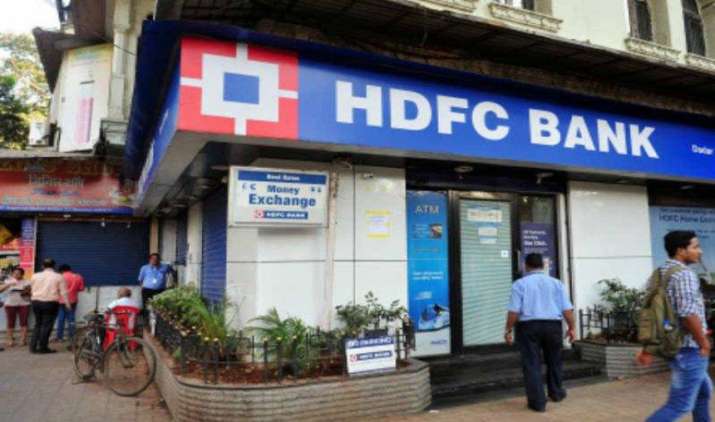 एचडीएफसी बैंक ने भी घटाई बचत खाते की ब्याज दर, 50 लाख रुपए तक के जमा पर मिलेगा 3.5 फीसदी ब्याज एचडीएफसी बैंक ने भी घटाई बचत खाते की ब्याज दर, 50 लाख रुपए तक के जमा पर मिलेगा 3.5 फीसदी ब्याज- India TV Paisa