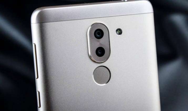 #NewLaunch : लॉन्च हुआ Huawei Honor 6X, दो रियर कैमरे वाला यह स्मार्टफोन है सबसे सस्ता #NewLaunch : लॉन्च हुआ Huawei Honor 6X, दो रियर कैमरे वाला यह स्मार्टफोन है सबसे सस्ता- India TV Paisa