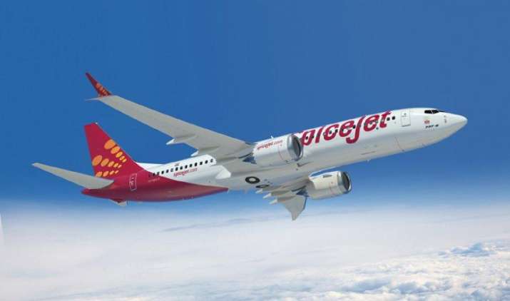 Spicejet ने बोइंग के साथ किया 205 नए एयरक्राफ्ट खरीदने का समझौता, 1.5 लाख करोड़ रुपए में होगा सौदा Spicejet ने बोइंग के साथ किया 205 नए एयरक्राफ्ट खरीदने का समझौता, 1.5 लाख करोड़ रुपए में होगा सौदा- India TV Paisa