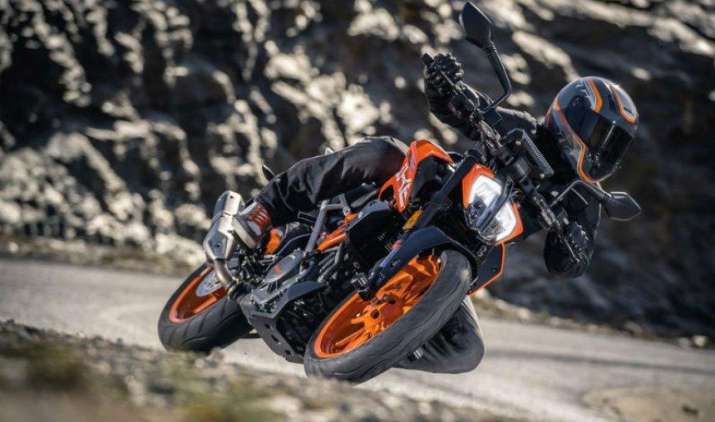 KTM ने भारतीय बाजार में उतारी तीन नई मोटरसाइकिलें, कीमत 1.43 लाख से शुरू KTM ने भारतीय बाजार में उतारी तीन नई मोटरसाइकिलें, कीमत 1.43 लाख से शुरू- India TV Paisa