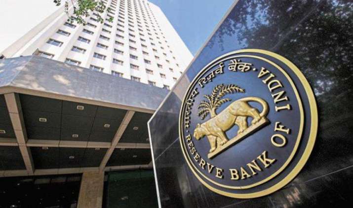 RBI को नहीं है जानकारी, नोटबंदी के दौरान कितने खातों में जमा हुए 2.5 लाख से ज्यादा के बंद नोट RBI को नहीं है जानकारी, नोटबंदी के दौरान कितने खातों में जमा हुए 2.5 लाख से ज्यादा के बंद नोट- India TV Paisa