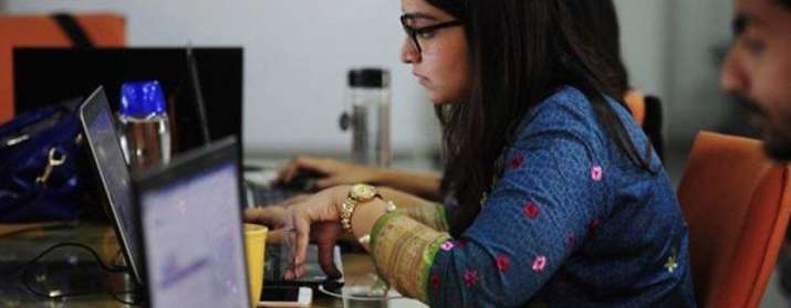 शेयर बाजार मे मुनाफावसूली, लेकिन फार्मा शेयरों में हो रही खरीदारी शेयर बाजार मे मुनाफावसूली, लेकिन फार्मा शेयरों में हो रही खरीदारी- IndiaTV Paisa