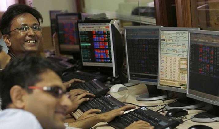 Make Money: बड़ी नहीं इन छोटी कंपनियों के शेयरों में बनेंगे पैसे, शॉर्ट टर्म के लिए लगाए दांव Make Money: बड़ी नहीं इन छोटी कंपनियों के शेयरों में बनेंगे पैसे, शॉर्ट टर्म के लिए लगाए दांव- India TV Paisa