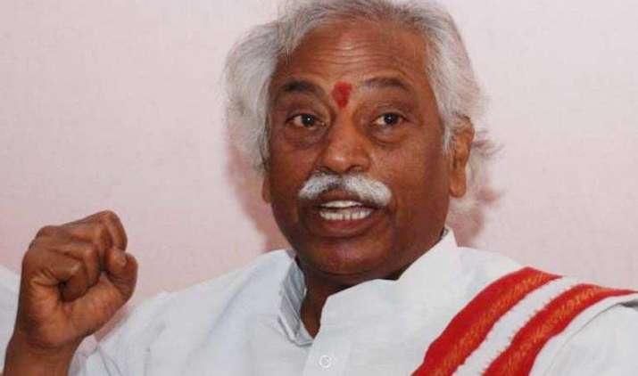 ESIC और EPF के दायरे में आएंगे असंगठित क्षेत्र में काम करने वाले 40 करोड़ कर्मचारी ESIC और EPF के दायरे में आएंगे असंगठित क्षेत्र में काम करने वाले 40 करोड़ कर्मचारी- India TV Paisa