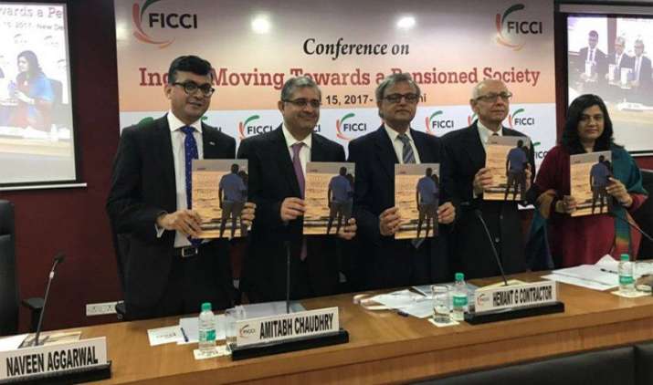 कर्मचारियों के रिटायरमेंट स्कीम पर तत्काल ध्यान देने की है जरूरत, सिर्फ 12% को मिल रहा है पेंशन का लाभ : रिपोर्ट कर्मचारियों के रिटायरमेंट स्कीम पर तत्काल ध्यान देने की है जरूरत, सिर्फ 12% को मिल रहा है पेंशन का लाभ : रिपोर्ट- India TV Paisa