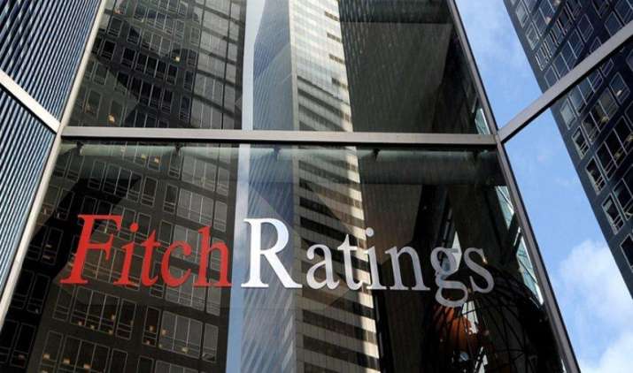 Airtel और Vodafone के मुकाबले RCom पर कर्ज की स्थिति गंभीर, Jio की एंट्री से बढ़ी मुश्किलें: Fitch Airtel और Vodafone के मुकाबले RCom पर कर्ज की स्थिति गंभीर, Jio की एंट्री से बढ़ी मुश्किलें: Fitch- India TV Paisa