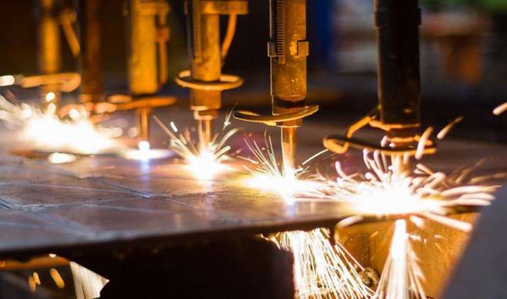 GST लागू होने के बाद जुलाई में घट गया मैन्युफैक्चरिंग PMI, इस साल पहली बार आई इसमें गिरावट GST लागू होने के बाद जुलाई में घट गया मैन्युफैक्चरिंग PMI, इस साल पहली बार आई इसमें गिरावट- India TV Paisa