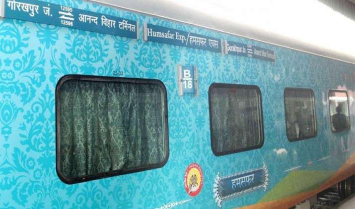 रेल यात्रियों पर हुई ‘प्रभु’ की कृपा, लंबी दूरी की ट्रेनों में बढ़ेगी 3AC कोचों की संख्या रेल यात्रियों पर हुई ‘प्रभु’ की कृपा, लंबी दूरी की ट्रेनों में बढ़ेगी 3AC कोचों की संख्या- India TV Paisa