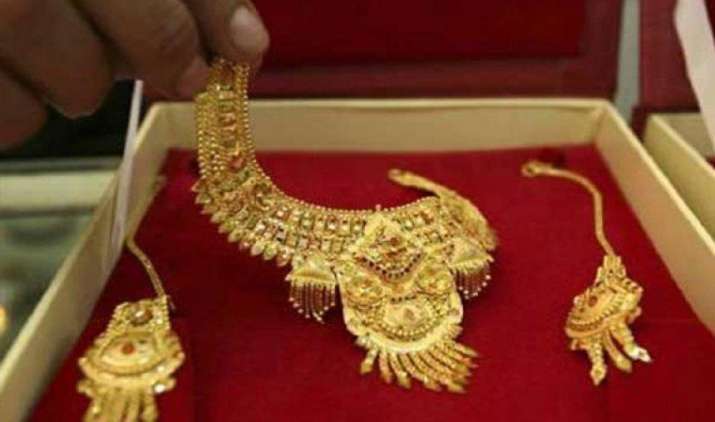 अक्षय तृतीया पर सोने की बिक्री 30 प्रतिशत बढ़ने की उम्मीद, सोना खरीदना माना जाता है शुभ अक्षय तृतीया पर सोने की बिक्री 30 प्रतिशत बढ़ने की उम्मीद, सोना खरीदना माना जाता है शुभ- India TV Paisa