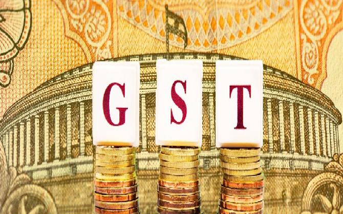 GST के तहत खादी धागा, गांधी टोपी और तिरंगे पर नहीं लगेगा टैक्स, पांच तरह की पूजा सामग्री टैक्स के दायरे में GST के तहत खादी धागा, गांधी टोपी और तिरंगे पर नहीं लगेगा टैक्स, पांच तरह की पूजा सामग्री टैक्स के दायरे में- India TV Paisa