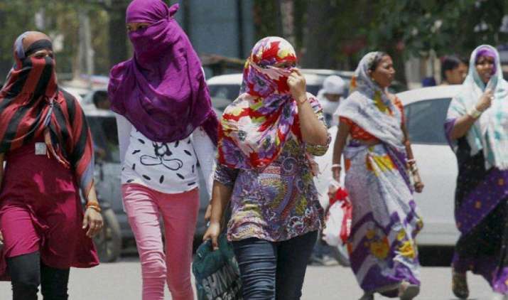 सावधान! अगले 3-4 दिन में इन राज्यों में चलेगी जबरदस्त लू, IMD ने किया मारुथ साइक्लोन पर अलर्ट जारी सावधान! अगले 3-4 दिन में इन राज्यों में चलेगी जबरदस्त लू, IMD ने किया मारुथ साइक्लोन पर अलर्ट जारी- India TV Paisa