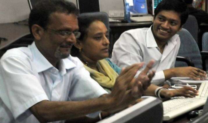 All Time High: सेंसेक्स 30 हजार और निफ्टी 9350 के पार, बैंकिंग और FMCG शेयरों में खरीदारी All Time High: सेंसेक्स 30 हजार और निफ्टी 9350 के पार, बैंकिंग और FMCG शेयरों में खरीदारी- India TV Paisa