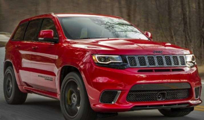Jeep ने भारतीय बाजार में पेट्रोल इंजन के साथ उतारी ग्रैंड चिरौकी, कीमत 75.15 लाख रुपए Jeep ने भारतीय बाजार में पेट्रोल इंजन के साथ उतारी ग्रैंड चिरौकी, कीमत 75.15 लाख रुपए- India TV Paisa