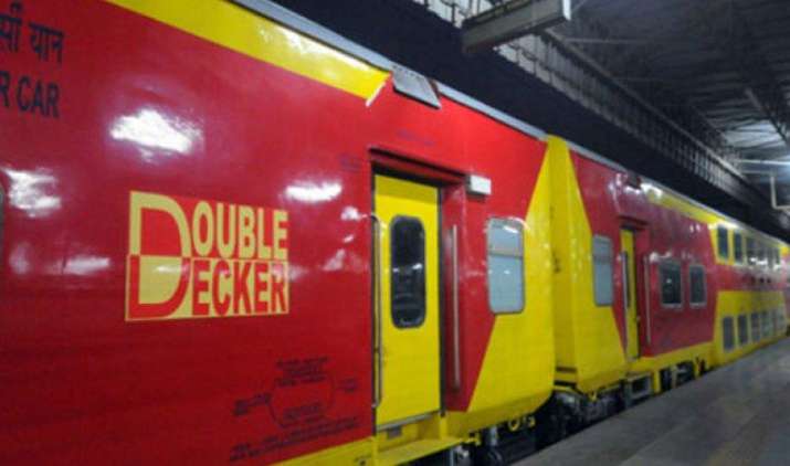 रेलवे कारोबारियों के लिए चलाएगी AC डबल-डैकर ट्रेन, एक रात में पूरा होगा सफर रेलवे कारोबारियों के लिए चलाएगी AC डबल-डैकर ट्रेन, एक रात में पूरा होगा सफर- India TV Paisa