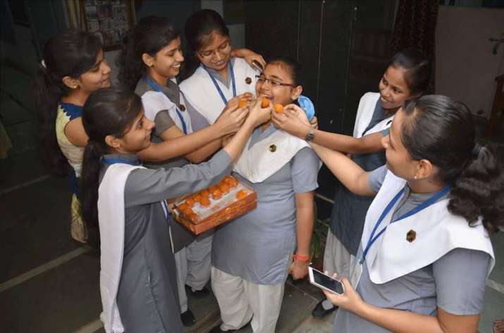 CBSE 10th class result 2017 Declared CBSE 10th class result 2017 Declared- India TV