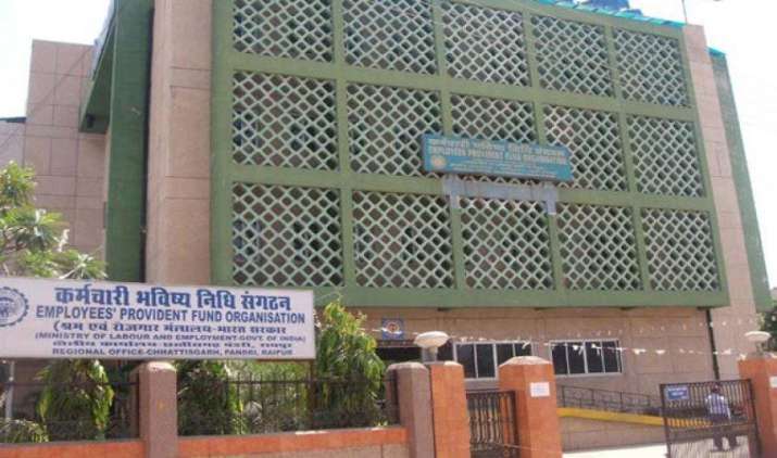 EPFO ने भविष्य निधि बकाये की वसूली के लिए किया 5 बैंकों के साथ गठजोड़, AA+ रेटिंग कंपनियों में होगा 3,000 करोड़ का निवेश EPFO ने भविष्य निधि बकाये की वसूली के लिए किया 5 बैंकों के साथ गठजोड़, AA+ रेटिंग कंपनियों में होगा 3,000 करोड़ का निवेश- IndiaTV Paisa
