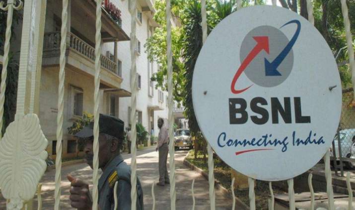 BSNL ने पेश किया एक महीने फ्री सर्विस का ऑफर, बस आपको करना होगा ये काम BSNL ने पेश किया एक महीने फ्री सर्विस का ऑफर, बस आपको करना होगा ये काम- IndiaTV Paisa