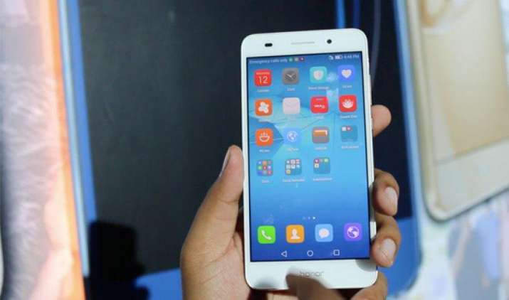 Huawei ने भारत में लॉन्च किया नया स्मार्टफोन Honor Holly 3+, 12999 रुपए Huawei ने भारत में लॉन्च किया नया स्मार्टफोन Honor Holly 3+, 12999 रुपए- India TV Paisa
