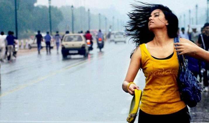 मानसून 2017: उमस भरी गर्मी से मिलेगी राहत, कई जगह भारी बारिश की चेतावनी मानसून 2017: उमस भरी गर्मी से मिलेगी राहत, कई जगह भारी बारिश की चेतावनी- India TV Paisa