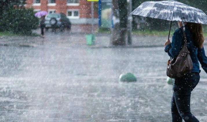 Monsoon 2017: उत्तर प्रदेश-उत्तराखंड में अगले 3-4 दिन में भारी बारिश की चेतावनी, पूर्वोत्तर में रेड अलर्ट जारी Monsoon 2017: उत्तर प्रदेश-उत्तराखंड में अगले 3-4 दिन में भारी बारिश की चेतावनी, पूर्वोत्तर में रेड अलर्ट जारी- IndiaTV Paisa